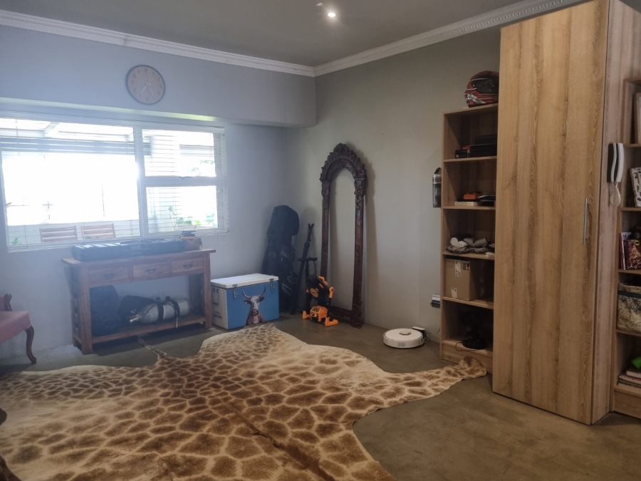 5 Bedroom Property for Sale in Vaalpark Free State